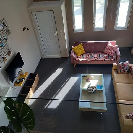 Urban Loft Living Apartment Karditsa