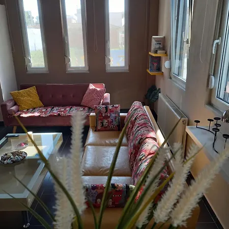 דירה Urban Loft Living