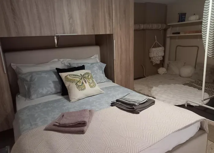 Urban Loft Living Apartamento Kardítsa